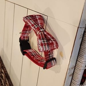 NWOT plaid dog collar and bow
